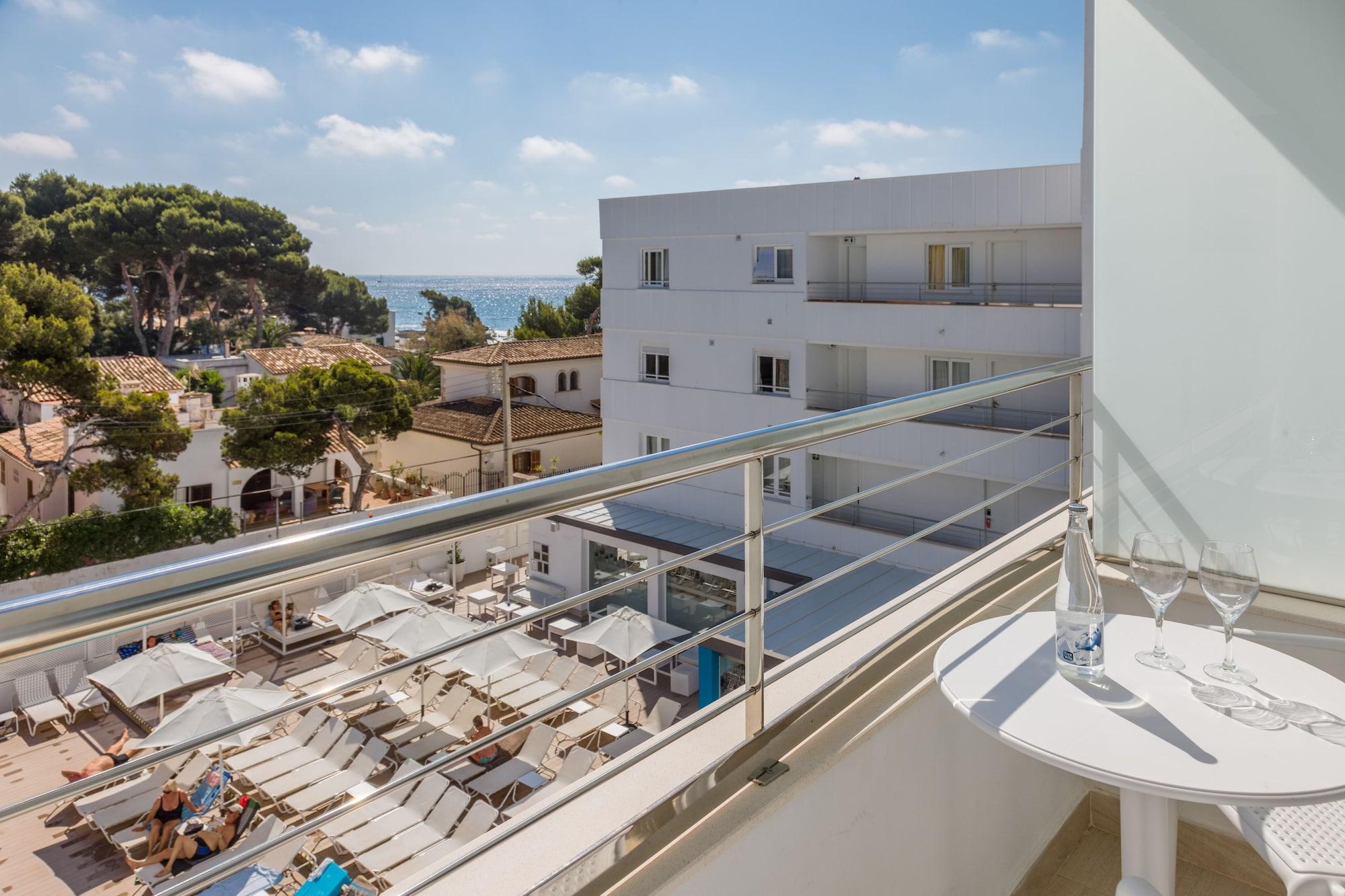 Welikehotel Triton Beach (Adults Only) Кала Ратьяда Экстерьер фото