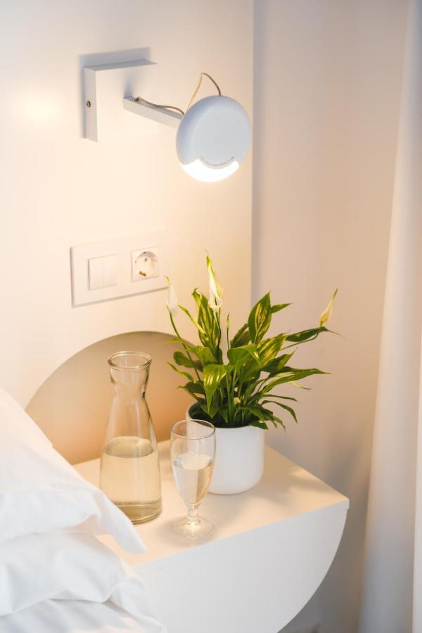 Welikehotel Triton Beach (Adults Only) Кала Ратьяда Экстерьер фото